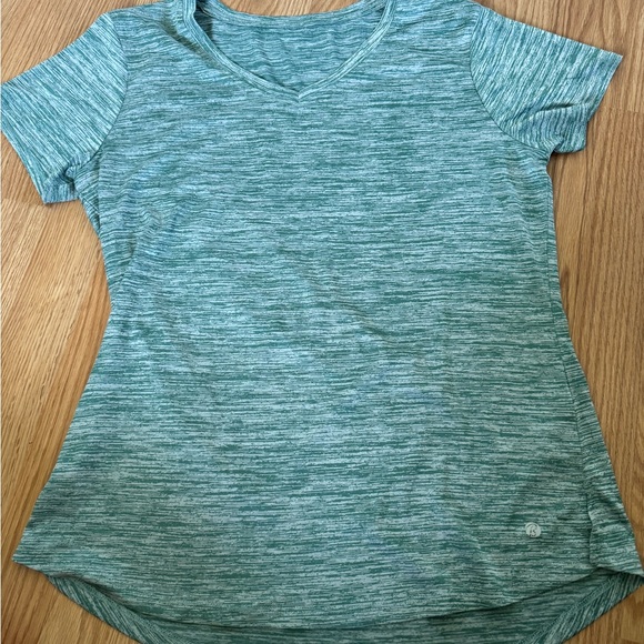 Shirt Bundle 25$!!! Brand name - Picture 3 of 6